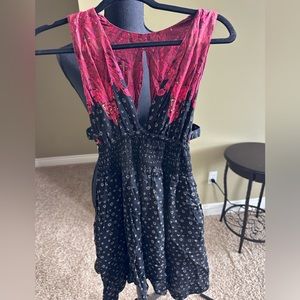 Summer dress with cut outs